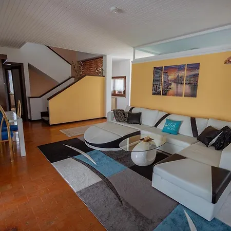 Lucia Albarella Island