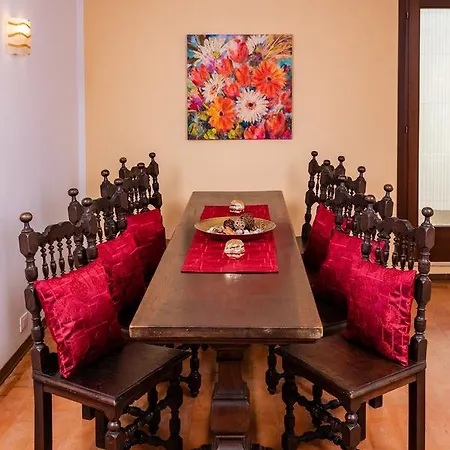 Lucia Villa Albarella Island
